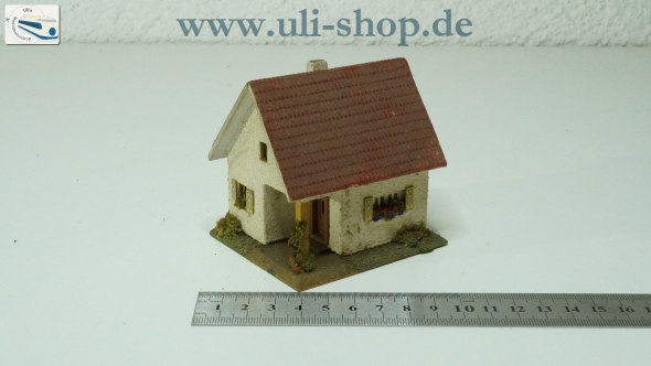 Preview: H0 Modellhaus (Nr. 0337) Holzhaus bespielt
